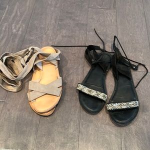 Old navy two pair of tie of sandals size 8